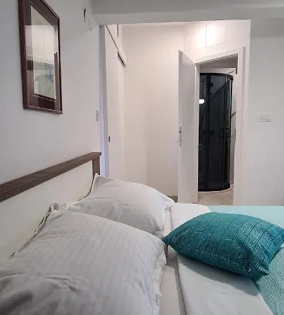 Apartment Pag Directly At The *